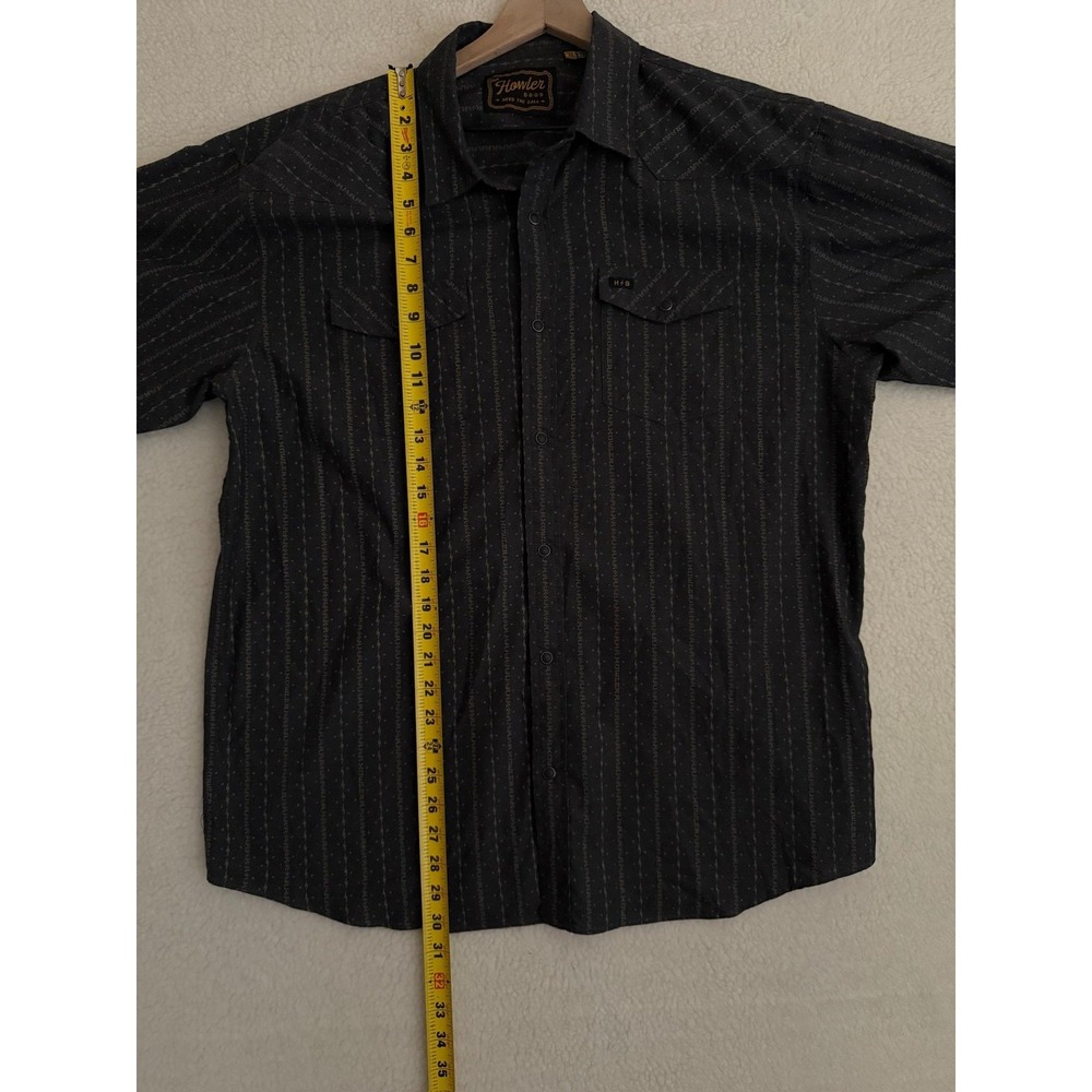 Howler Bros Shirt Men's XL Gray Striped H Bar B Snapshirt Pearl Snap Casual - Picture 6 of 9